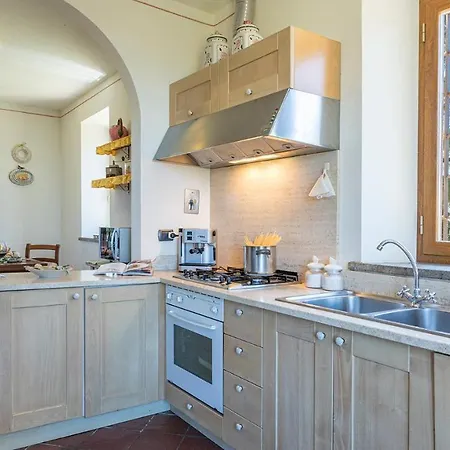 Poggio Medei 10, Emma *