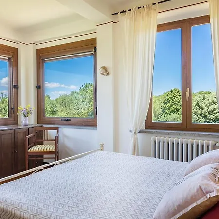 Villa Poggio Medei 10, Emma