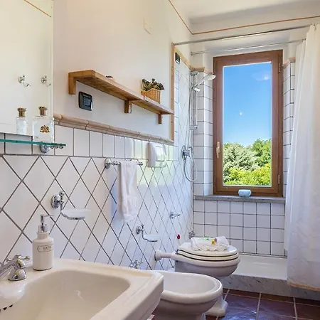 Poggio Medei 10, Emma