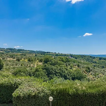 Poggio Medei 10, Emma Villa *