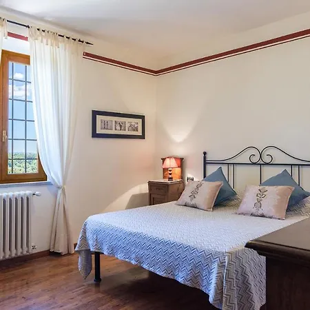 فيلة Poggio Medei 10, Emma *